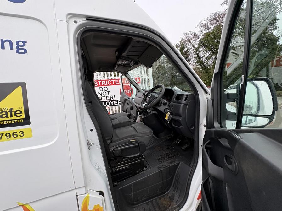 2020 Renault Master – Model: Master 35 LWB – LT20AZC