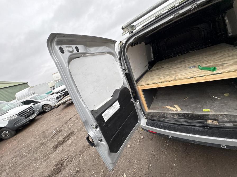 2017 Vauxhall Combo – Model: Combo 2300 Sport CDTi ecoFLEX S/S – MT66LUH