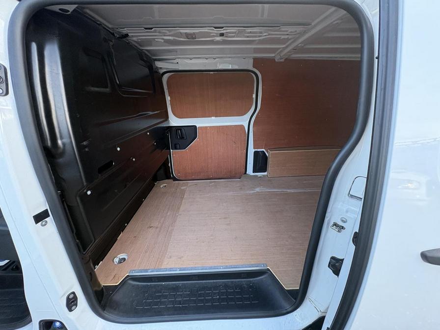 2021 Vauxhall Vivaro – Model: Vivaro 2900 Edition S/S – PK71OTP