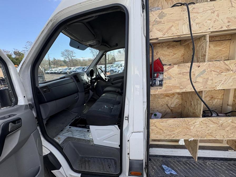 2015 Volkswagen Crafter – Model: Crafter CR35 TDI – GJ15WCW