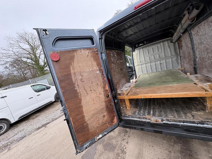 2020 Peugeot Boxer – Model: Boxer 335 Professional L2H2 Blue HDi – CA70CXM