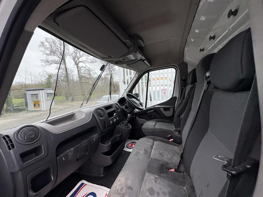 2016 Nissan NV400 – Model: NV400 SE dCi – YC16VJD