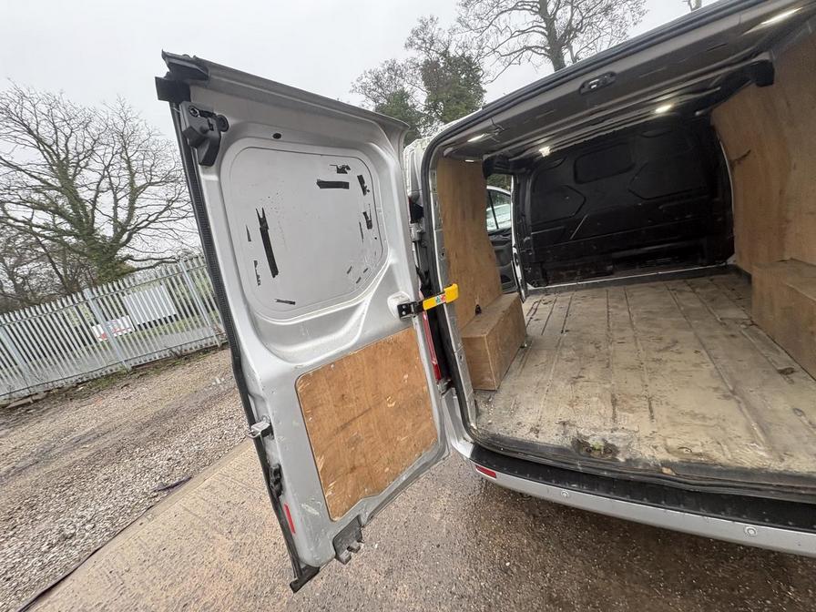 2020 Ford Transit Custom – Model: Transit Custom 280 Limited EcoBlue – HG70CKO