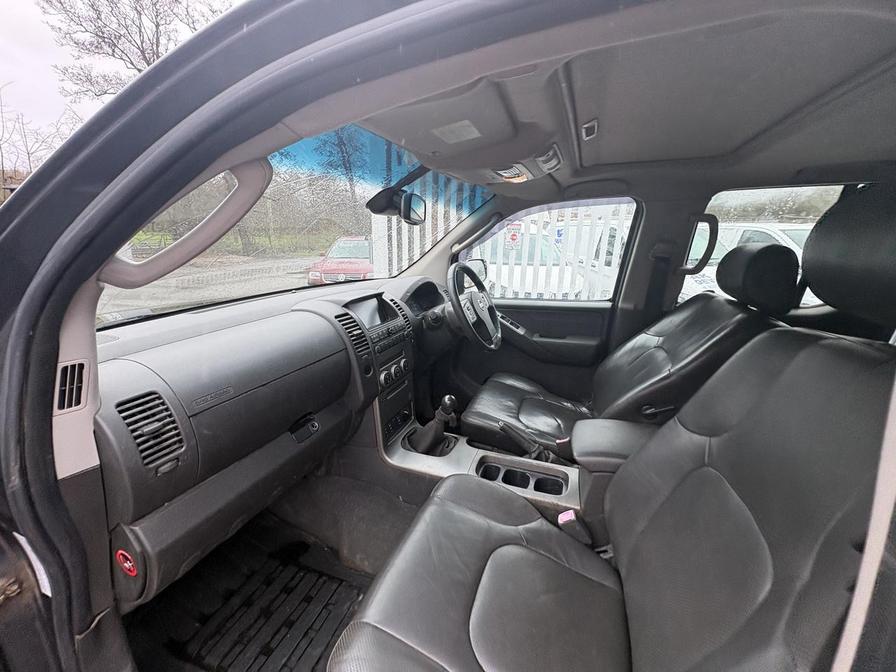 2009 Nissan Navara – Model: Navara Aventura Double Cab dCi – DN58HZW