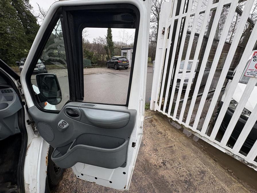 2009 Ford Transit – Model: Transit 85 T280 MWB FWD – BJ59XFX