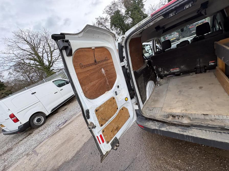 2018 Ford Transit Connect – Model: Transit Connect 230 – YR18KVD