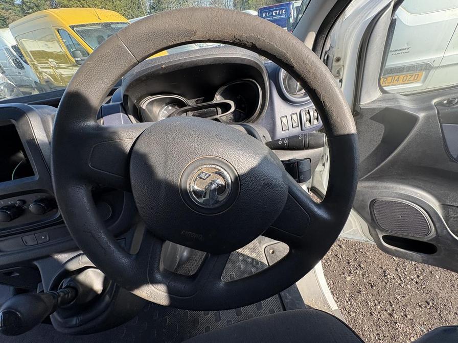 2015 Vauxhall Vivaro – Model: Vivaro  2900 CDTI – DU65GRF