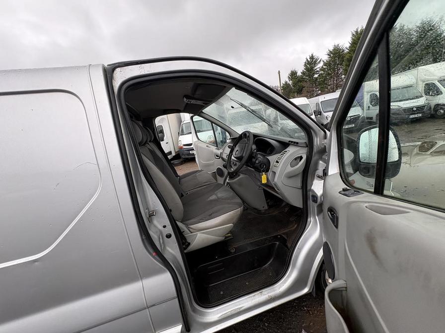 2014 Vauxhall Vivaro – Model: Vivaro 2700 Sportive CDTi SWB – DL63ETA