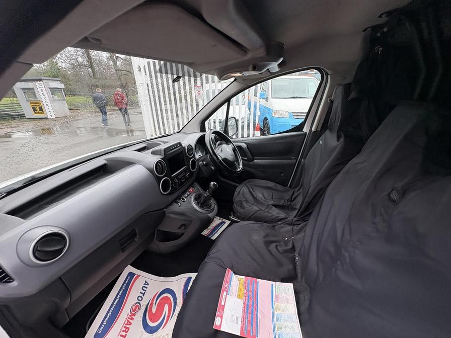 2018 Peugeot Partner – Model: Partner Professional L1 Blue HDi – NY18HJU