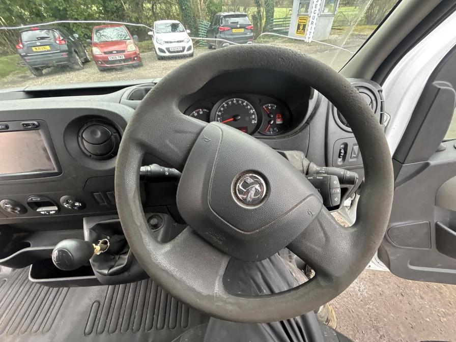 2018 Vauxhall Movano – Model: Movano L1H1 F3300 CDTi – HN18WKU