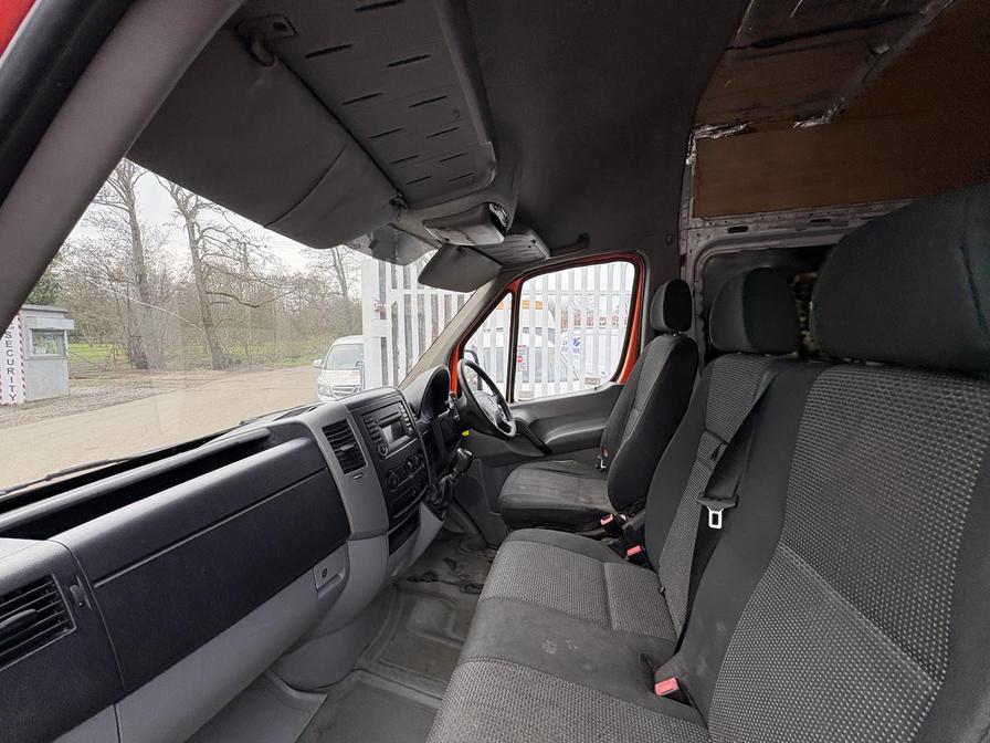 2012 Mercedes-Benz Sprinter – Model: Sprinter 313 CDi – NA62OWB