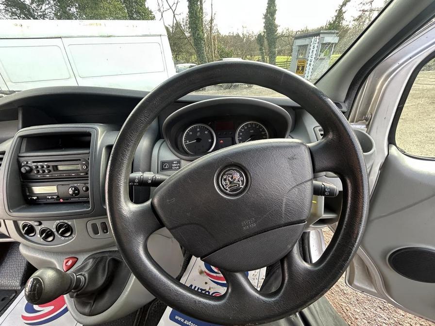 2010 Vauxhall Vivaro – Model: Vivaro  2900 CDTI LWB – DY60KGE