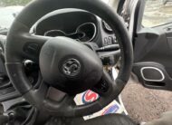 2017 Vauxhall Vivaro – Model: Vivaro  2700 Sportive CDTI – SA17THU