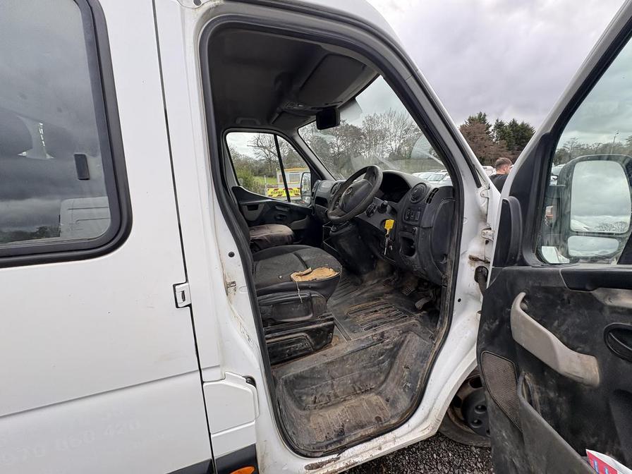 2015 Vauxhall Movano – Model: Movano R3500 L3H1 CDTI DRW – DV65FYP