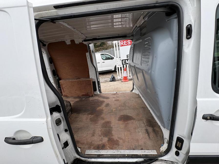 2016 Peugeot Expert – Model: Expert 1000 L1H1 Professional HDi – LF66XRK