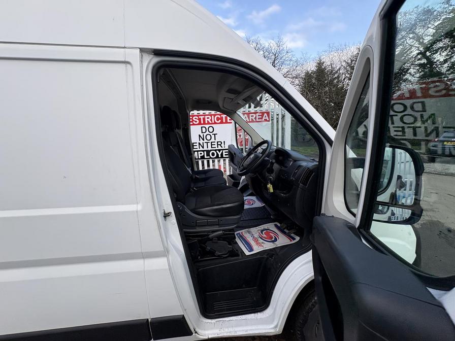 2020 Citroen Relay – Model: Relay 35 L3H2 Enterprise Blue HDi S/S – LT20UVS