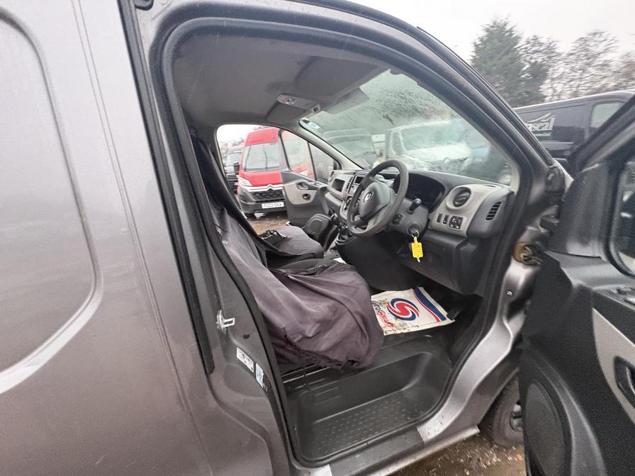 2016 Renault Trafic – Model: Trafic SL27 Business dCi – FC16DGO