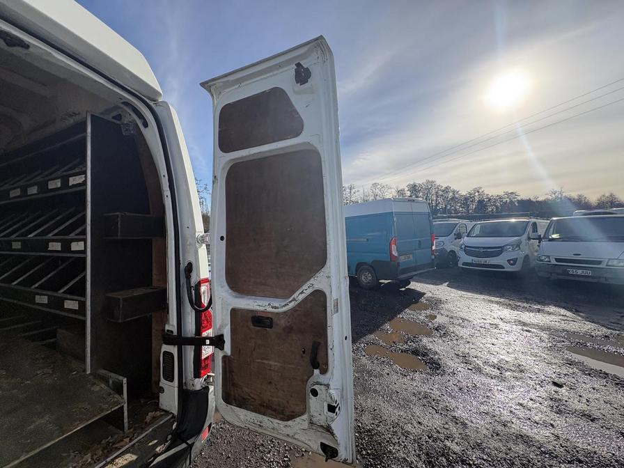 2016 Vauxhall Movano – Model: Movano F3500 L3H3 CDTI – WD16ZRU