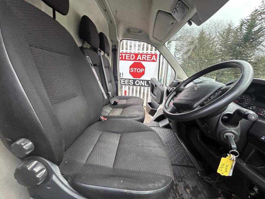 2020 Citroen Relay – Model: Relay 35 L3H2 Enterprise Blue HDi S/S – LD70WEK