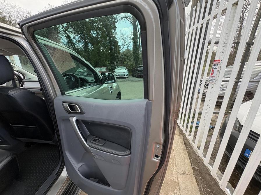 2019 Ford Ranger – Model: Ranger Limited Edition 4×4 Double Cab TDCi Auto – MD69BFJ