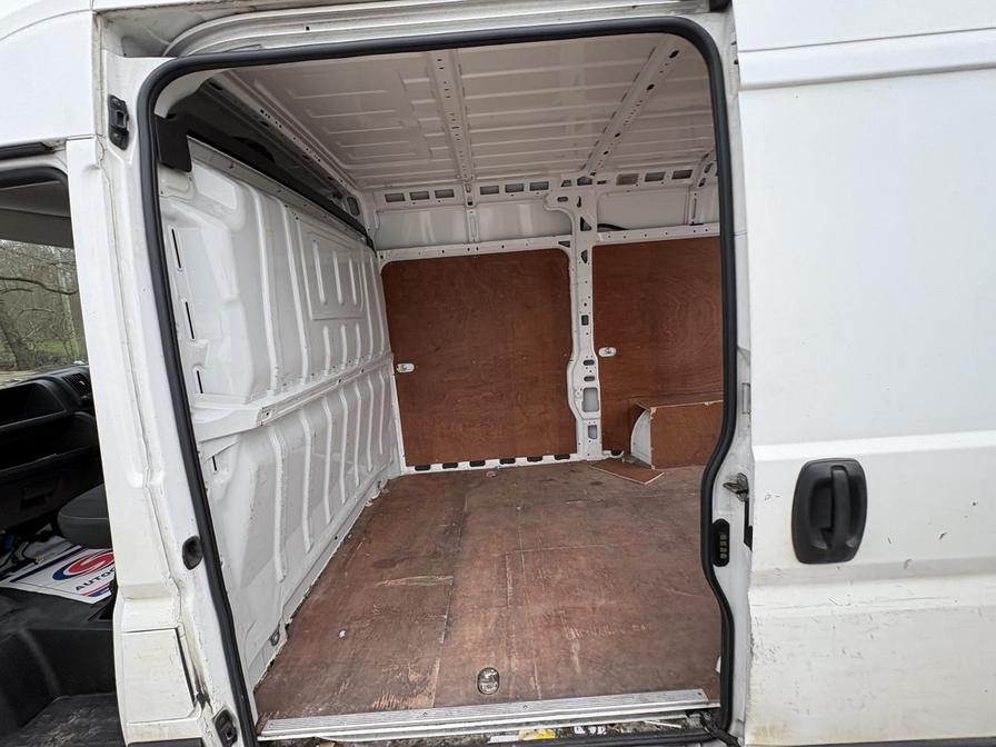 2020 Citroen Relay – Model: Relay 35 L2H2 Enterprise Blue HDi S/S – LD20CVH