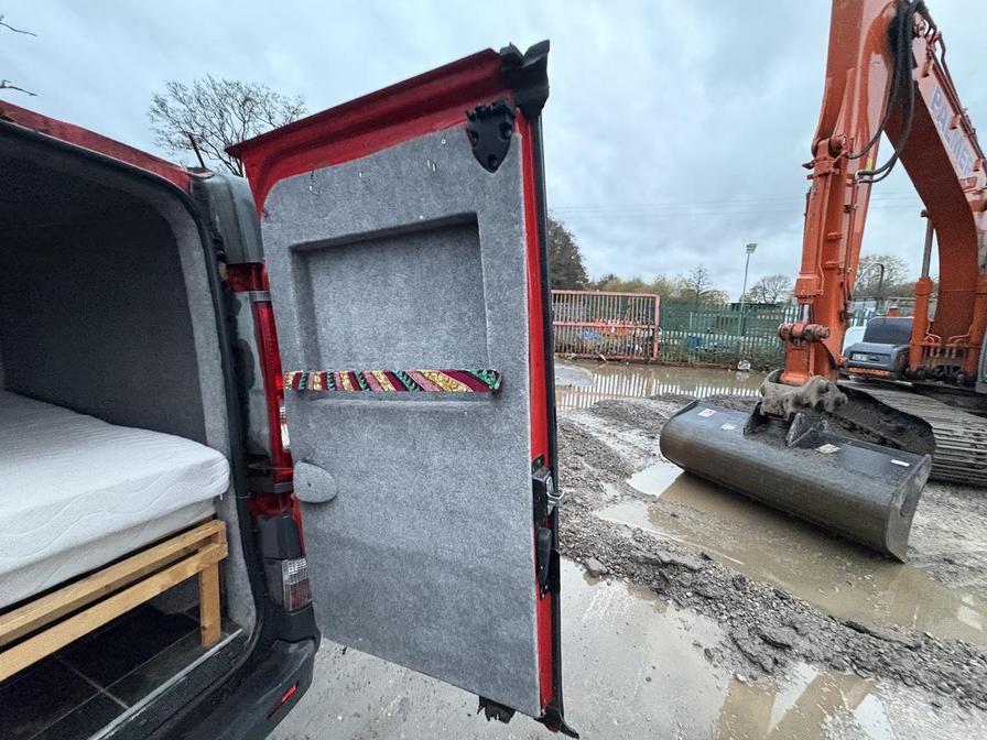 2007 Vauxhall Vivaro – Model: Vivaro  2700 CDTI SWB – NL07DFA