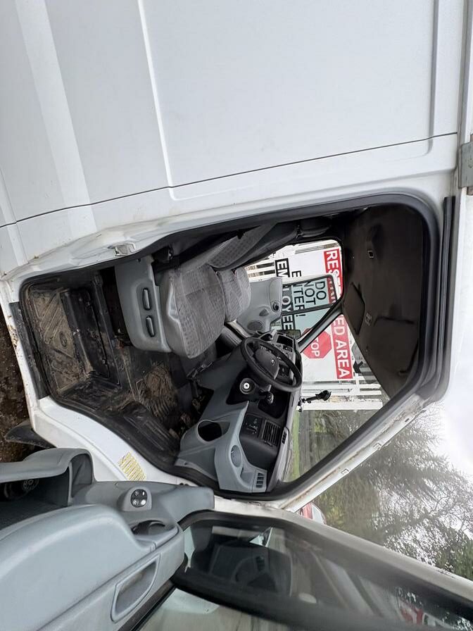 2008 Ford Transit – Model: Transit 85 T260 SWB FWD – AT57TYC