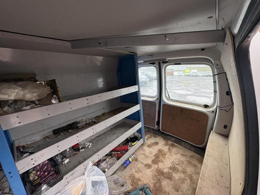 2015 Volkswagen Caddy – Model: Caddy C20 Startline TDI – GL15VGE