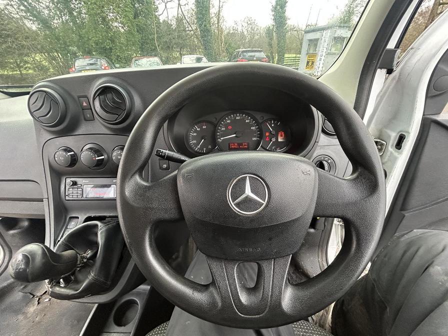 2015 Mercedes-Benz Citan – Model: Citan 109 CDi BlueEfficiency – SB15UBA