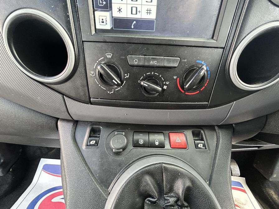 2017 Citroen Berlingo – Model: Berlingo 625 Enterprise Blue HDi – FG66OEA