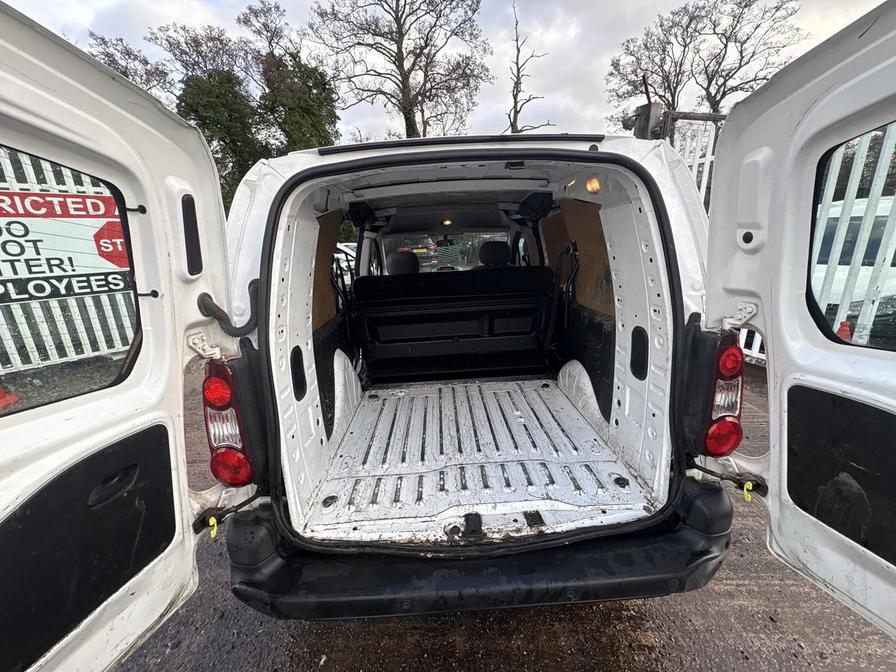 2016 Peugeot Partner – Model: Partner CRC HDi – PJ16PPK