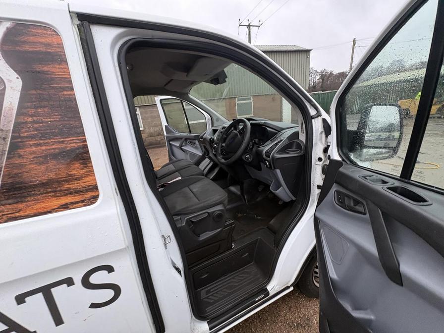 2018 Ford Transit Custom – Model: Transit Custom 270 – WN18NYV