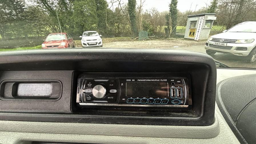 2002 Renault Master – Model: Master 120.35 dCi LWB – JS51OLS