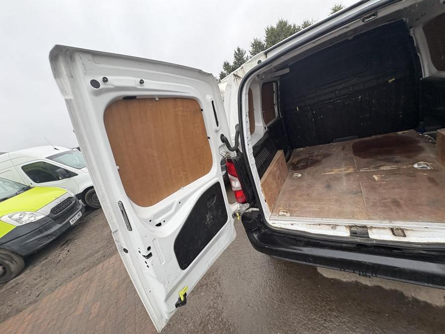 2019 Citroen Berlingo – Model: Berlingo 1000 Enterprise Blue HDi S/S – KV19BAA