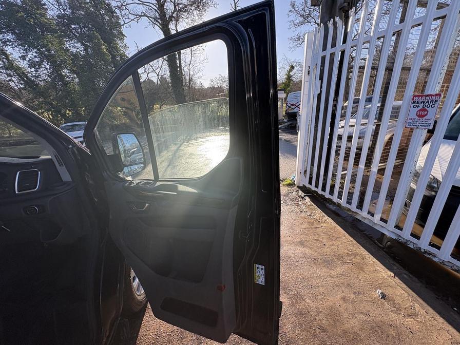 2019 Ford Transit Custom – Model: Transit Custom 300 Limited EcoBlue – MF69DYP