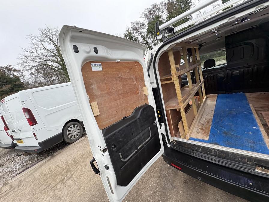 2018 Vauxhall Combo – Model: Combo 2300 CDTi S/S – FM18XYJ