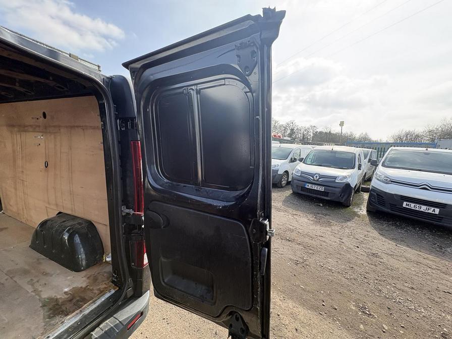 2018 Vauxhall Vivaro – Model: Vivaro  2700 Sportive CDTI – ML68RKJ