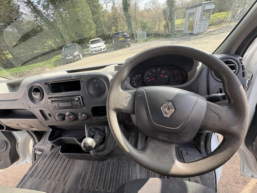 2017 Renault Master – Model: Master 125.35 LWB – YX17FDK/A11DCM