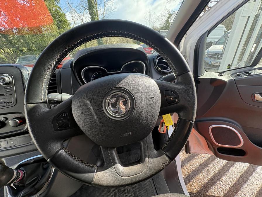 2018 Vauxhall Vivaro – Model: Vivaro  2900 Sportive CDTi – DV18SBY