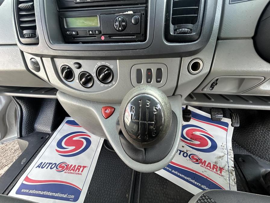 2010 Vauxhall Vivaro – Model: Vivaro  2900 CDTI LWB – DY60KGE