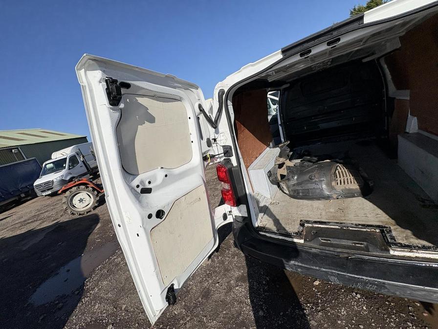 2020 Citroen Dispatch – Model: Dispatch 1400 Enterprise Blue HDi S/S – FE70CFF