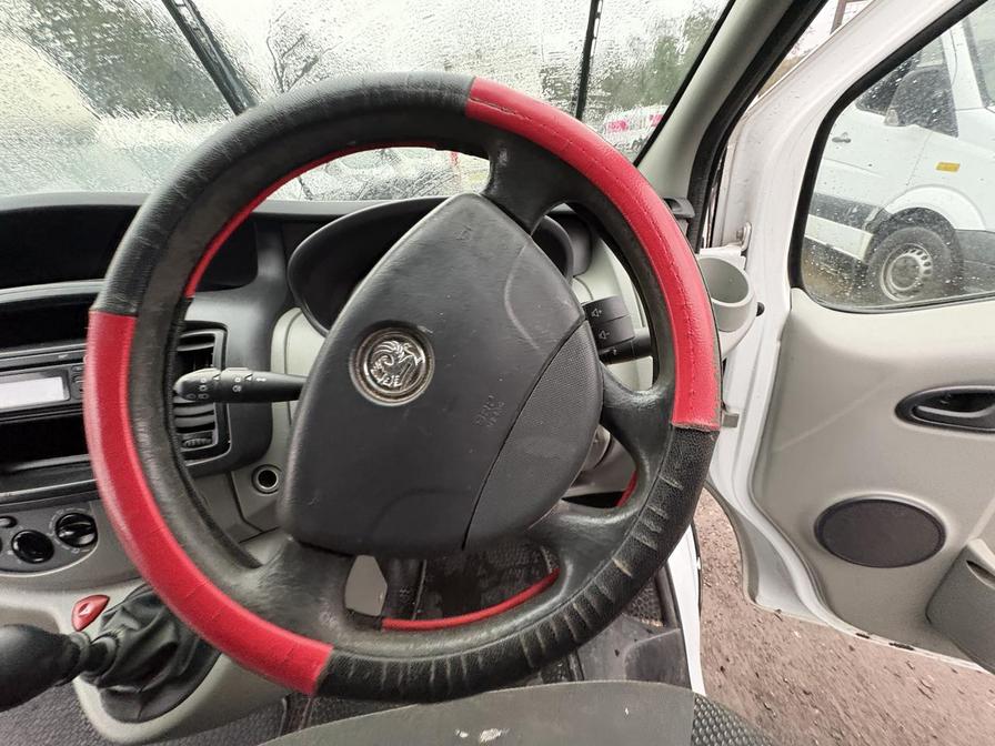 2014 Vauxhall Vivaro – Model: Vivaro  2900 CDTI LWB – DL14ECY