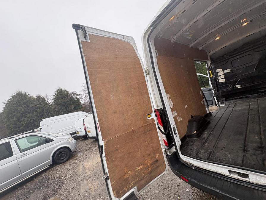 2017 Ford Transit – Model: Transit 350 – CV17ZVX