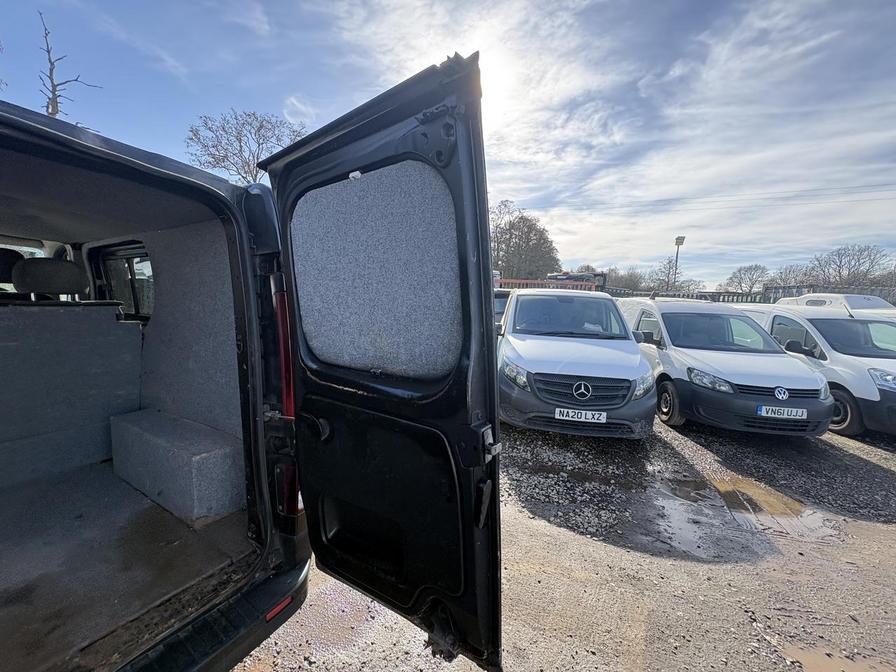 2016 Renault Trafic – Model: Trafic SL27 Sport DCI – BL16RBF