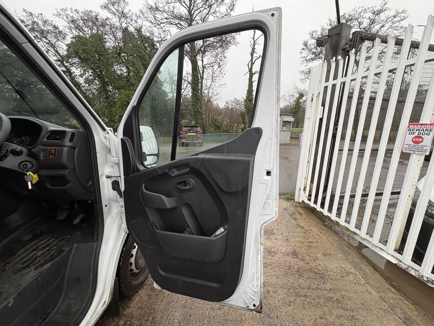 2021 Renault Master – Model: Master LL35 Business dCi – FT21GJJ