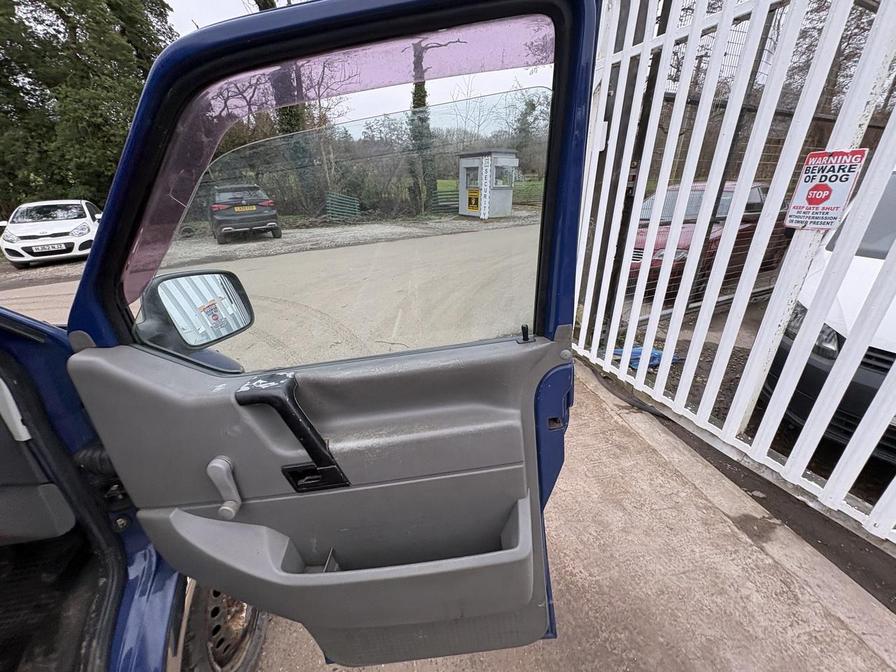 2003 Volkswagen Transporter – Model: Transporter TDI SWB – WG52FDE