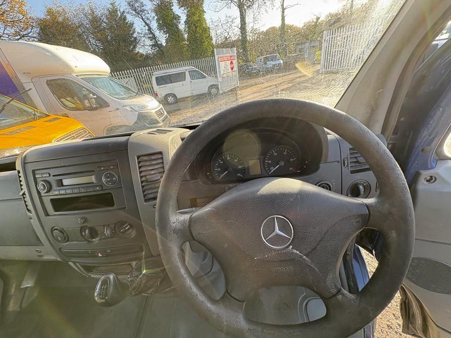 2007 Mercedes-Benz Sprinter – Model: Sprinter 311 CDi Double Cab MWB – PE57JXD