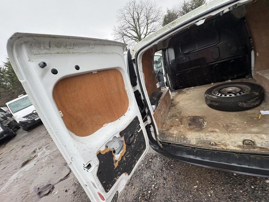 2014 Renault Kangoo – Model: Kangoo ML19 dCi – YB64ACY