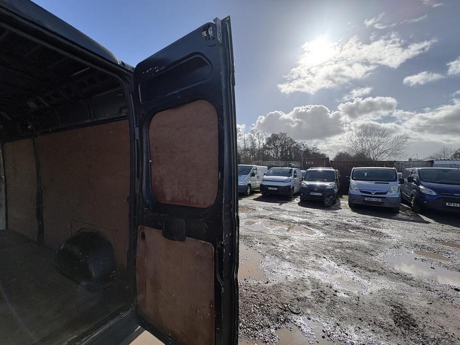 2014 Citroen Relay – Model: Relay 35 L3H2 Enterprise e-HDi – KS14UYE