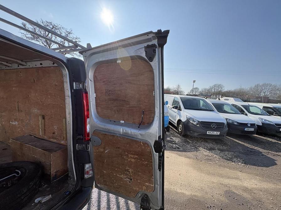 2014 Vauxhall Vivaro – Model: Vivaro 2700 CDTi 113 SWB – DX14XCK